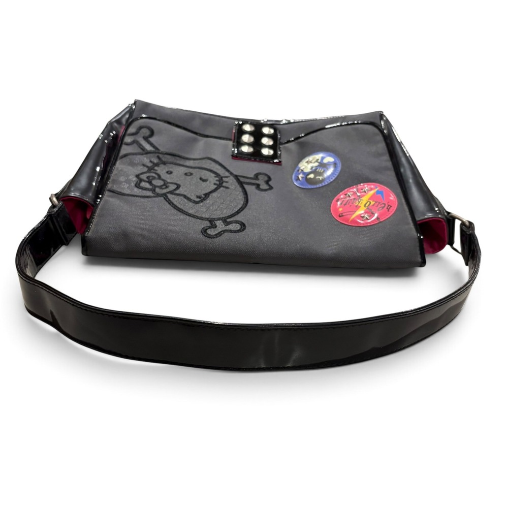 VTG 2007 Hello Kitty Sanrio Mall Goth Skull Heart Studded Shoulder Bag Black - Picture 3 of 16